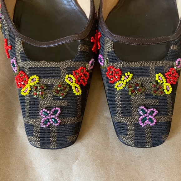 Fendi square toe monogram beaded mules - Picture 3 of 9